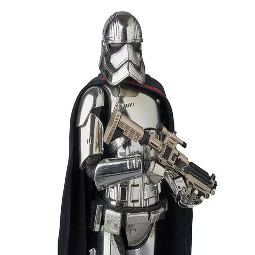 Star Wars MAFEX No.028 Captain Phasma (The Force Awakens)