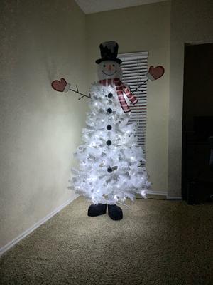 Holiday Time Snowman Tree with Cool White Lights 6.5' 