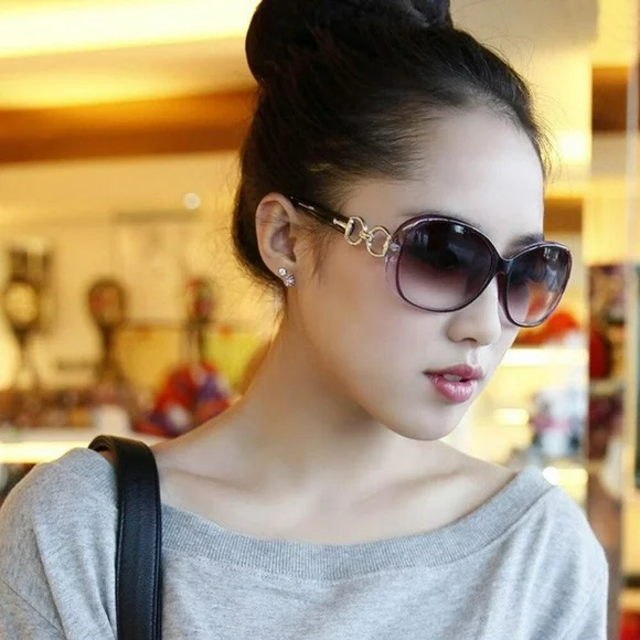 BRAND CLEARANCE!Summer Sun Glasses For Women Eyewear Retro Vintage Sunglasses Plastic Frame