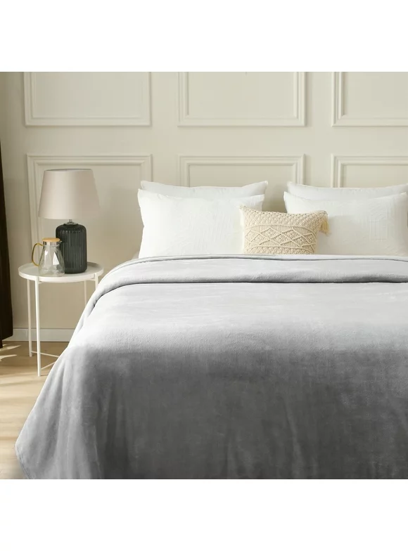 Better Homes & Gardens Luxury Velvet Plush Blanket, Solid Silver, Full/Queen size, Adult/Teen