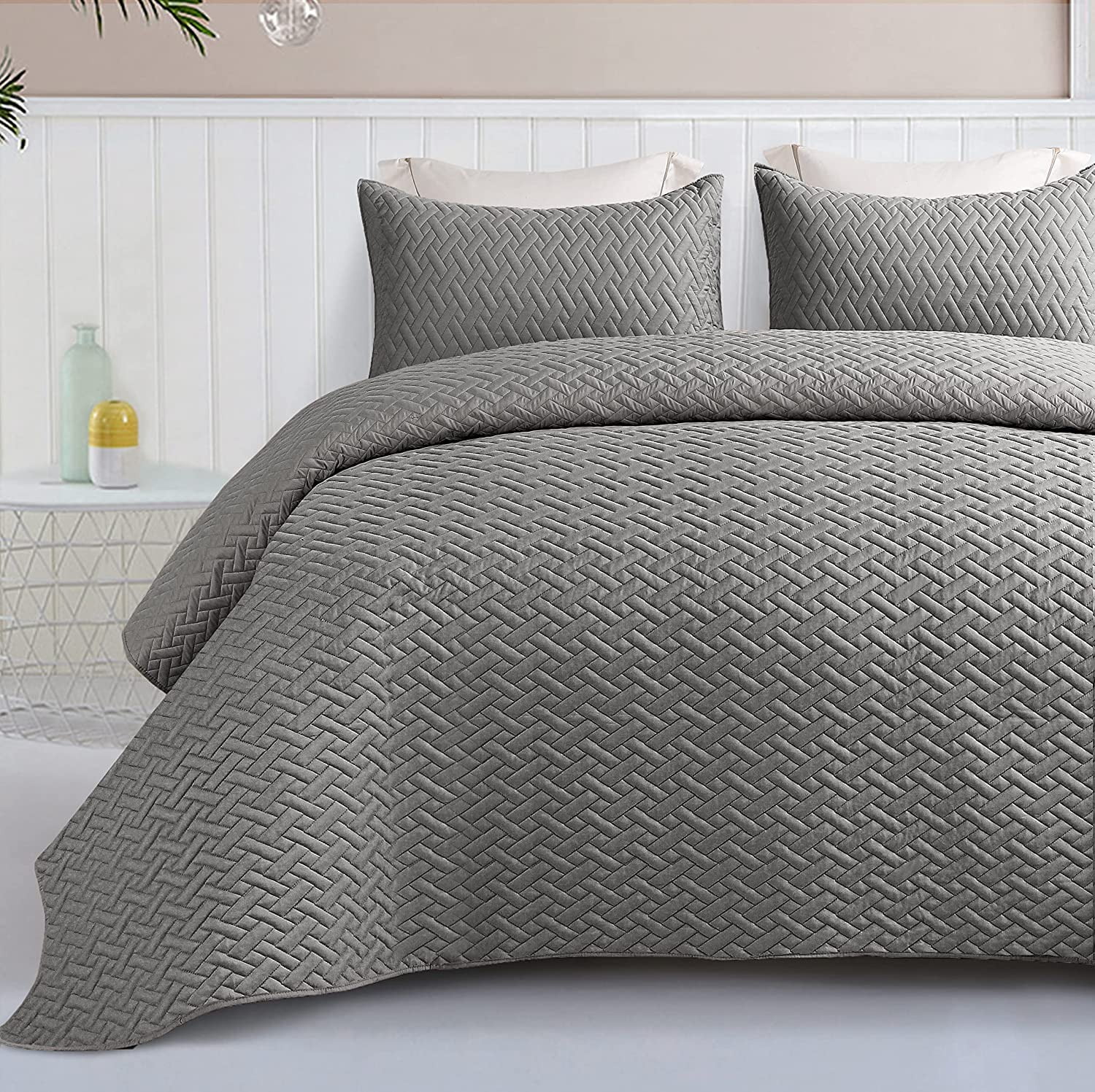 Exclusivo Mezcla 2-Piece Twin Size Quilt Set with One Pillow Sham, Basket Quilted Bedspread/Coverlet/Bed Cover(68x88 inches, Light Grey)-Soft, Lightweight and Reversible