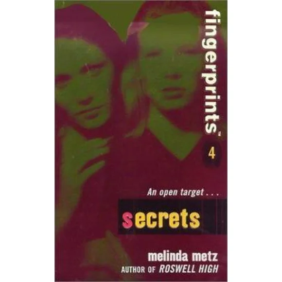 Pre-Owned Secrets Fingerprints, Book 4 Paperback Melinda Metz